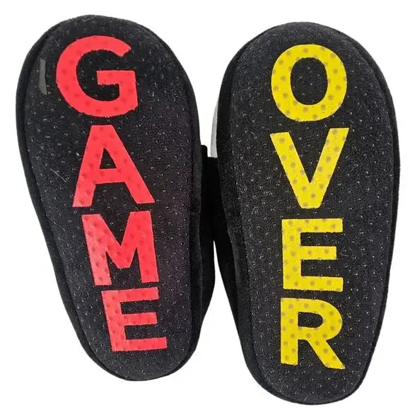 The Children's Place Little Boys Video Game Slippers Black Size 2 NWOT - Picture 2 of 2
